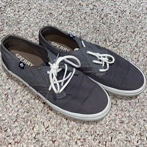 Women’s sperrys